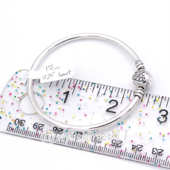 Authentic Pandora Moments Silver Bangle, Heart of Winter Clasp - 596404CZ - Picture 7 of 15